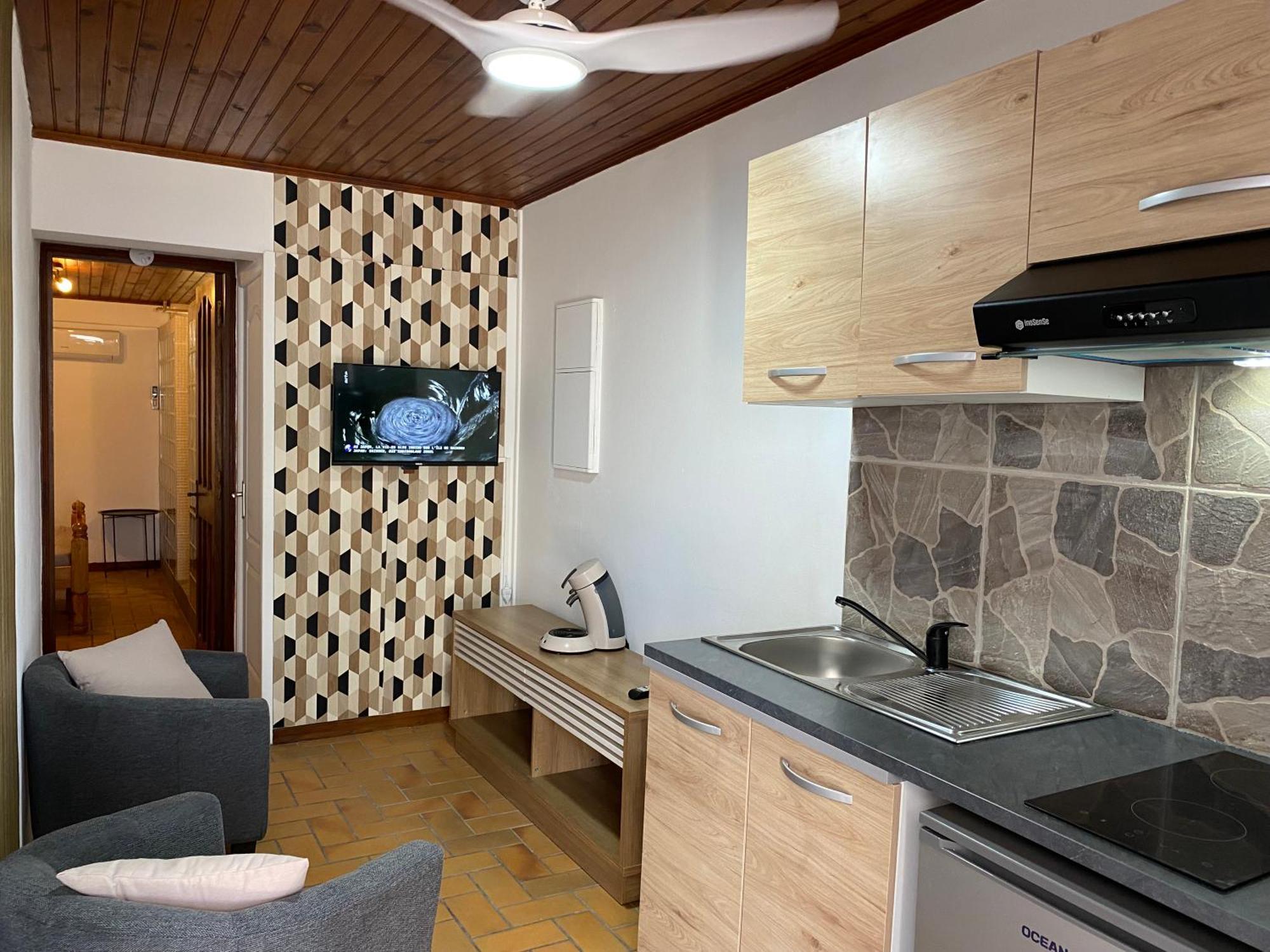 Apartament Happy Tropicaloc Saint Pierre Zewnętrze zdjęcie